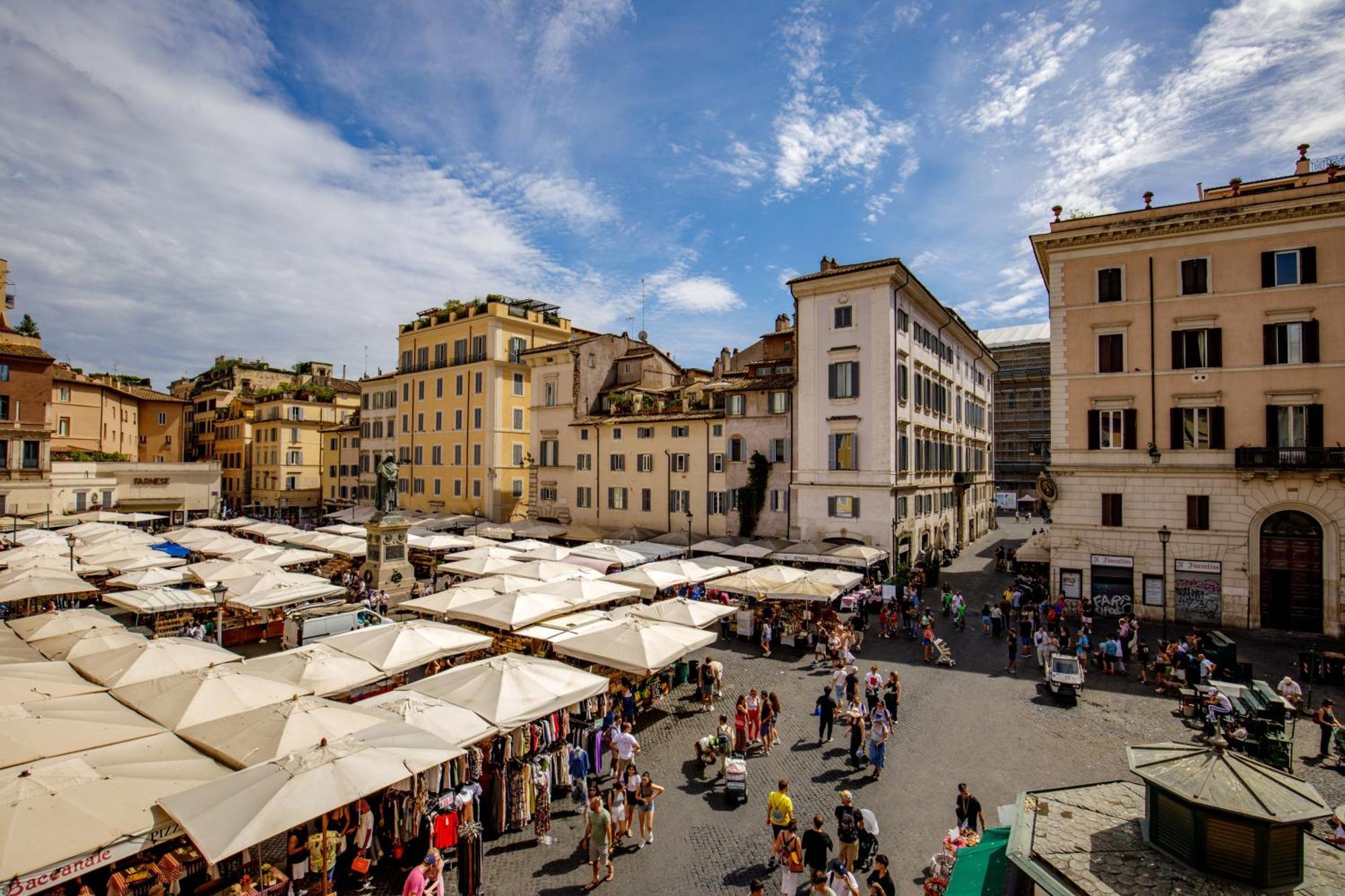 Boutique Hotel Campo De' Fiori Рим Екстер'єр фото