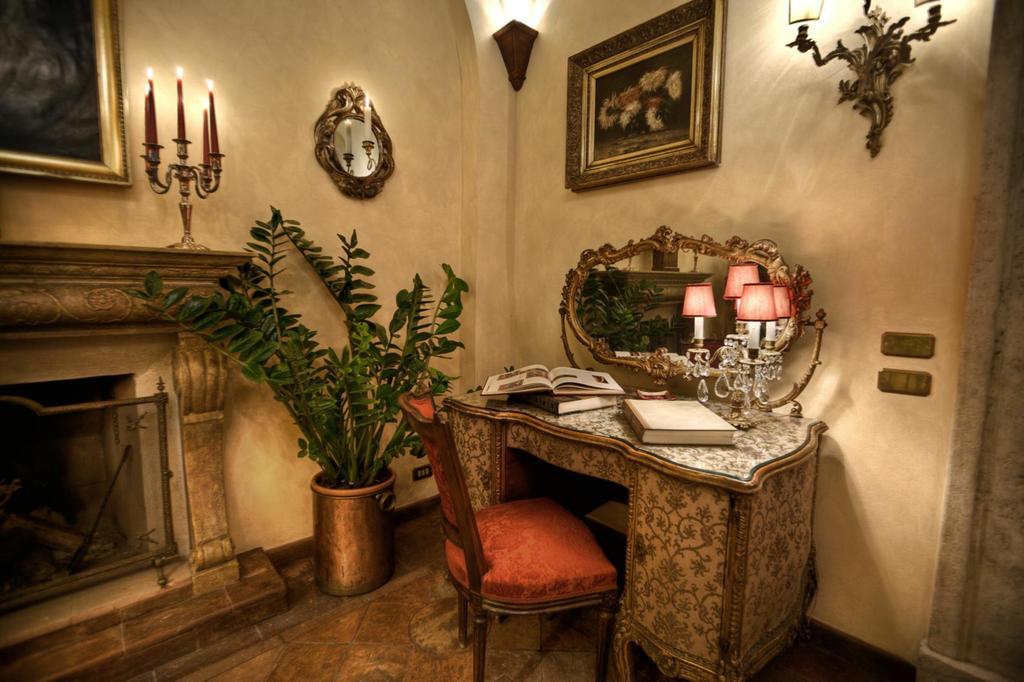 Boutique Hotel Campo De' Fiori Рим Екстер'єр фото