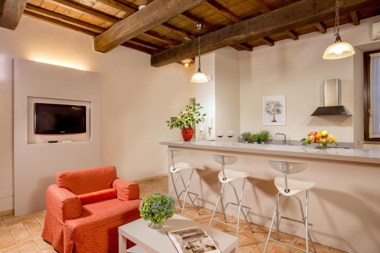 Boutique Hotel Campo De' Fiori Рим Екстер'єр фото